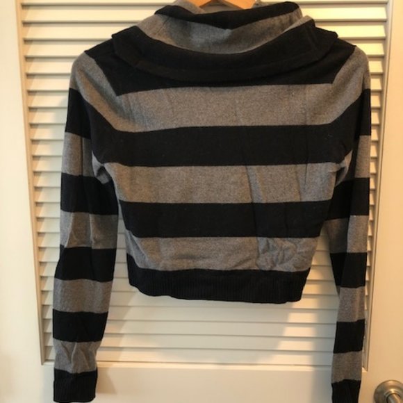 BCBG MaxAzria Stripe Cowl Neck Crop "Samira" Sweater Blk/Gray S Wool Long-Sleeve - Picture 2 of 3
